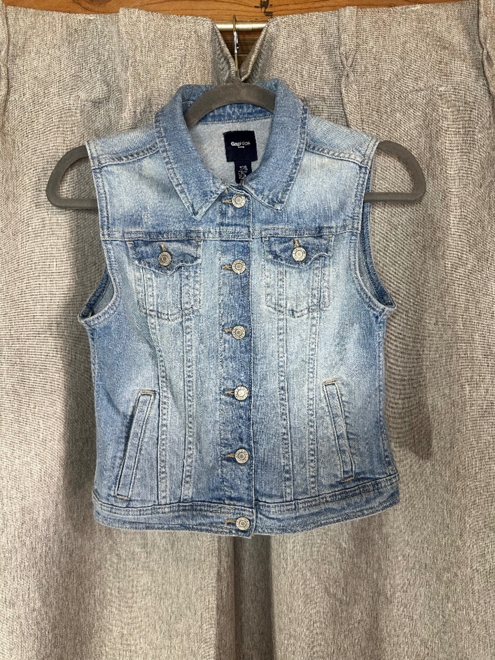 Gap Kids Light Wash Denim Vest Size XXL